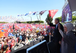 Erdoğan Antalya da Çoşkulu Kalabalığa Seslendi